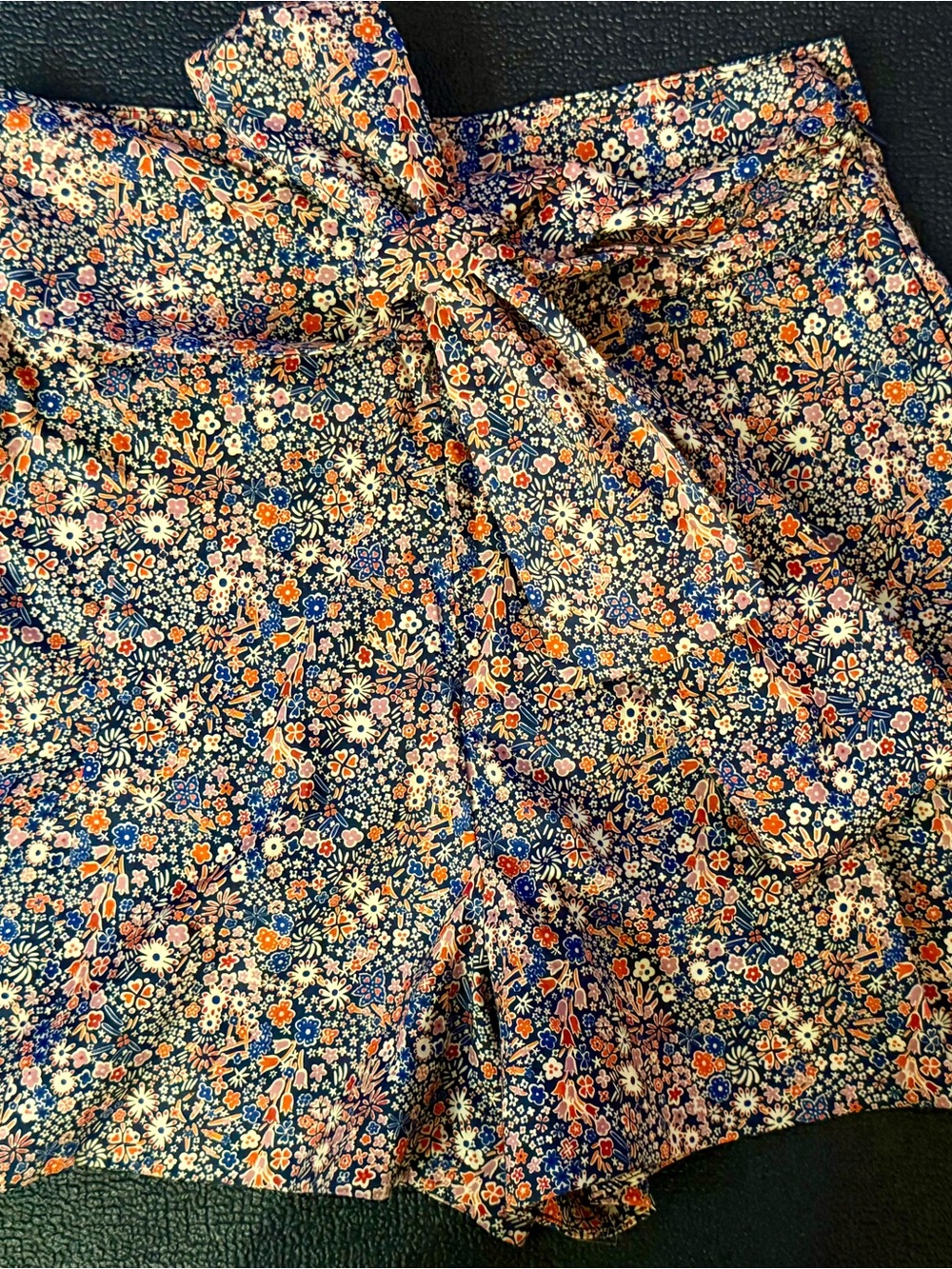J.CREW LIBERTY OF LONDON TANA LAWN TIE FRONT SHORTS - Picture 3 of 13